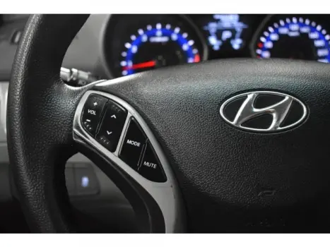 HYUNDAI Elantra 1.8 16V 4P GLS AUTOMTICO, Foto 16