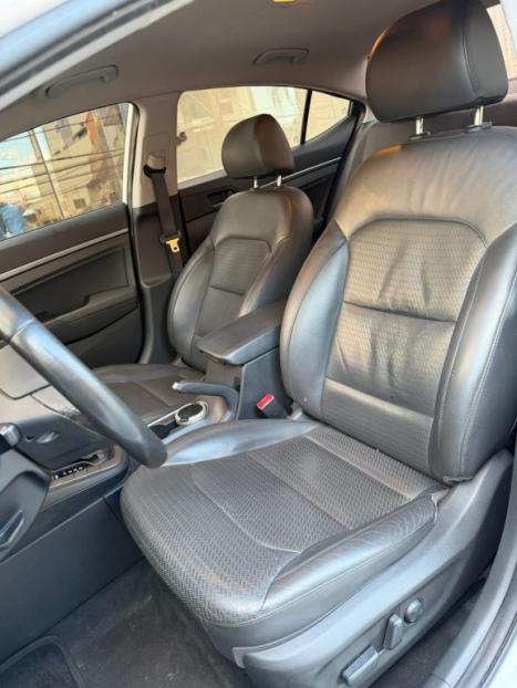 HYUNDAI Elantra 2.0 16V 4P FLEX SPECIAL EDITION AUTOM�TICO, Foto 3