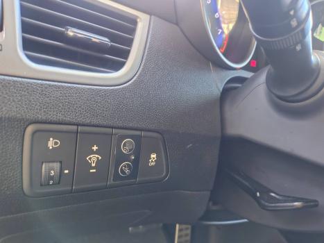 HYUNDAI Elantra , Foto 16