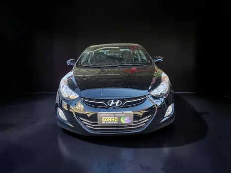 HYUNDAI Elantra , Foto 2