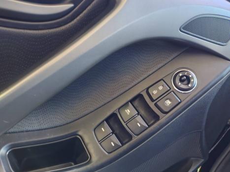 HYUNDAI Elantra , Foto 11