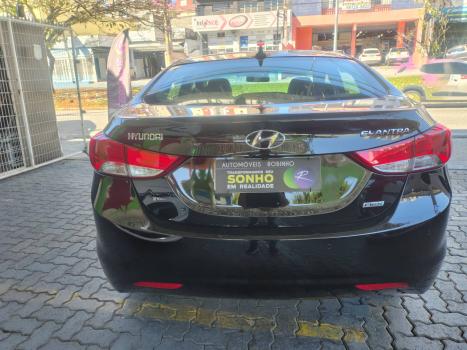 HYUNDAI Elantra , Foto 17