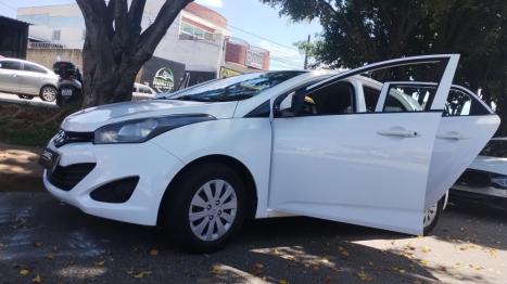 HYUNDAI HB 20 Hatch 1.6 16V 4P COMFORT FLEX COPA DO MUNDO, Foto 6 HYUNDAI HB 20 Hatch 1.6 16V 4P COMFORT FLEX COPA DO MUNDO, Foto 6