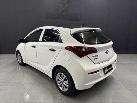 HYUNDAI HB 20 Hatch 1.0 12V 4P FLEX UNIQUE, Foto 3