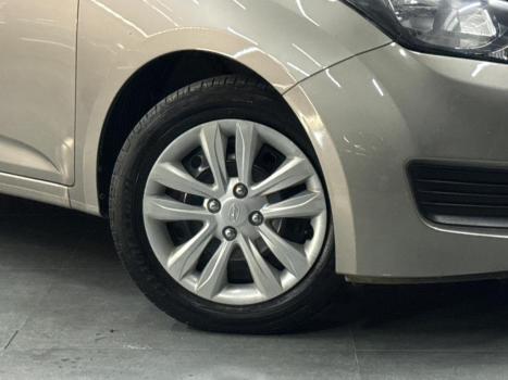 HYUNDAI HB 20 Hatch 1.6 16V 4P FLEX COMFORT PLUS AUTOM�TICO, Foto 2