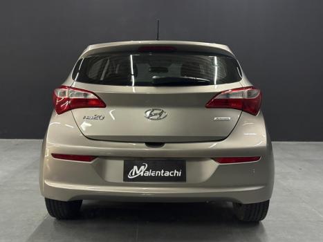 HYUNDAI HB 20 Hatch 1.6 16V 4P FLEX COMFORT PLUS AUTOM�TICO, Foto 8