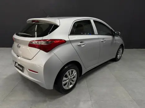 HYUNDAI HB 20 Hatch 1.0 12V 4P FLEX COMFORT PLUS, Foto 11