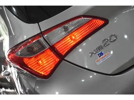 HYUNDAI HB 20 Hatch 1.6 16V 4P FLEX COMFORT PLUS, Foto 2