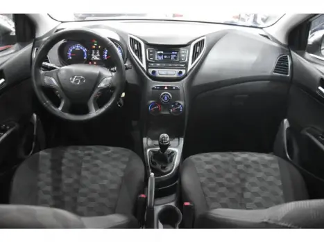 HYUNDAI HB 20 Hatch 1.6 16V 4P FLEX COMFORT PLUS, Foto 4