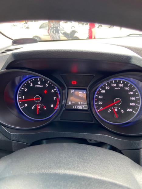 HYUNDAI HB 20 Hatch 1.6 16V 4P FLEX COMFORT PLUS AUTOM�TICO, Foto 13