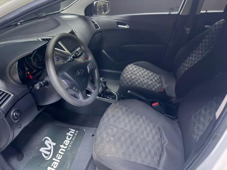 HYUNDAI HB 20 Hatch 1.6 16V 4P FLEX COMFORT PLUS AUTOM�TICO, Foto 12