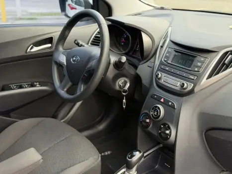 HYUNDAI HB 20 Hatch X 1.6 16V 4P STYLE FLEX AUTOM�TICO, Foto 7