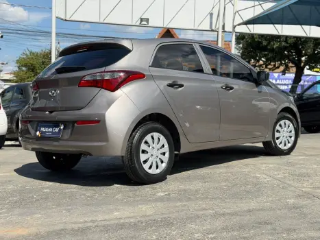 HYUNDAI HB 20 Hatch 1.0 12V 4P FLEX UNIQUE, Foto 4