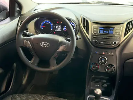 HYUNDAI HB 20 Hatch 1.0 12V 4P FLEX UNIQUE, Foto 6