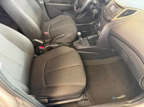 HYUNDAI HB 20 Hatch 1.0 12V 4P FLEX UNIQUE, Foto 7