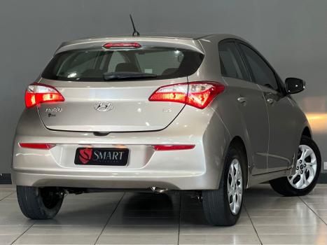 HYUNDAI HB 20 Hatch 1.6 16V 4P FLEX COMFORT PLUS, Foto 12