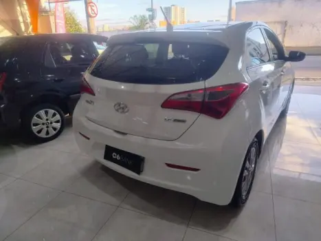 HYUNDAI HB 20 Hatch 1.6 16V 4P FLEX COMFORT PLUS, Foto 3