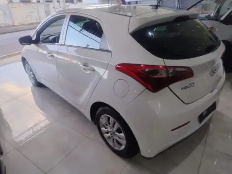 HYUNDAI HB 20 Hatch 1.6 16V 4P FLEX COMFORT PLUS, Foto 12