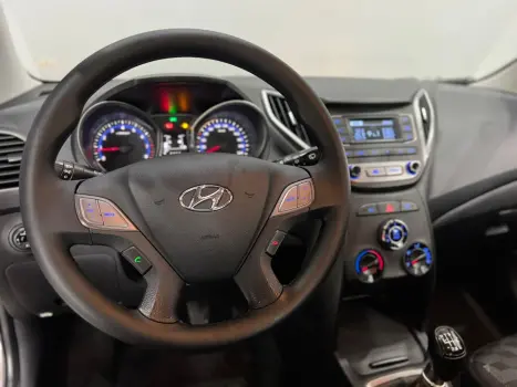 HYUNDAI HB 20 Hatch 1.6 16V 4P COMFORT STYLE FLEX, Foto 5