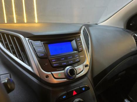 HYUNDAI HB 20 Hatch 1.6 16V 4P COMFORT FLEX AUTOM�TICO, Foto 16