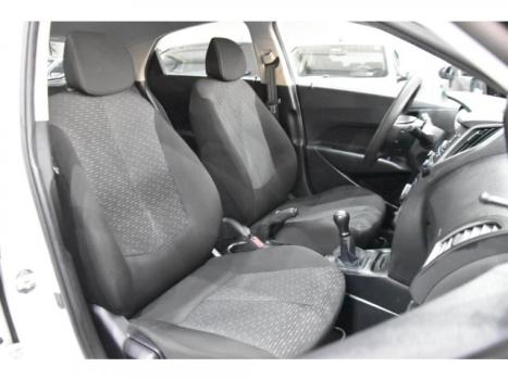 HYUNDAI HB 20 Hatch 1.0 12V 4P FLEX UNIQUE, Foto 4