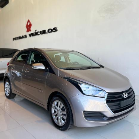 HYUNDAI HB 20 Hatch 1.6 16V 4P FLEX COMFORT PLUS AUTOM�TICO, Foto 3