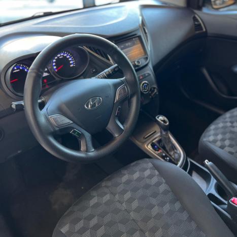 HYUNDAI HB 20 Hatch 1.6 16V 4P FLEX COMFORT PLUS AUTOM�TICO, Foto 9