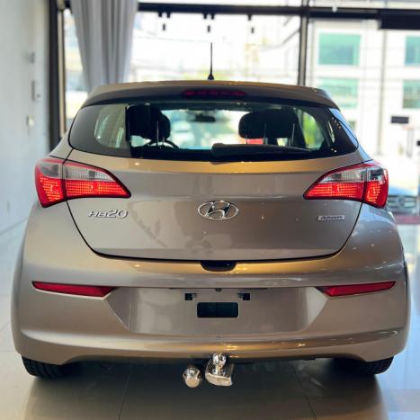 HYUNDAI HB 20 Hatch 1.6 16V 4P FLEX COMFORT PLUS AUTOM�TICO, Foto 16