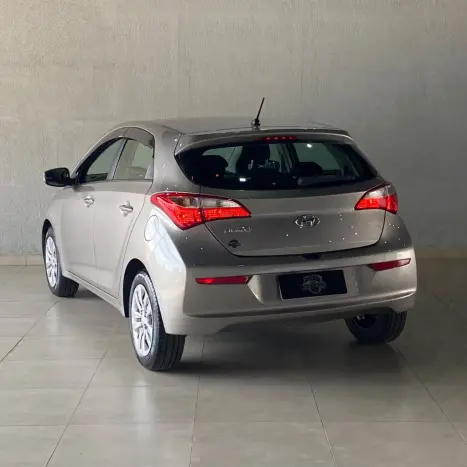 HYUNDAI HB 20 Hatch 1.0 12 V 4P FLEX COMFORT STYLE, Foto 2