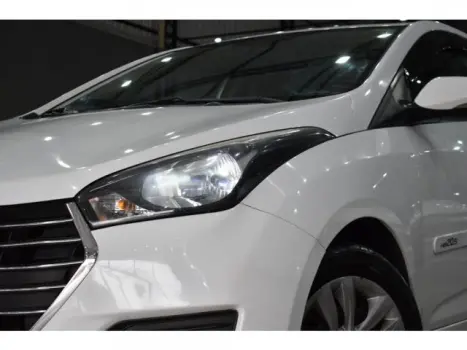 HYUNDAI HB 20 Sedan 1.6 16V 4P FLEX COMFORT PLUS AUTOMTICO, Foto 2