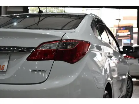 HYUNDAI HB 20 Sedan 1.6 16V 4P FLEX COMFORT PLUS AUTOMTICO, Foto 18
