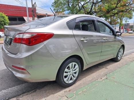 HYUNDAI HB 20 Sedan 1.6 16V 4P FLEX COMFORT PLUS, Foto 3