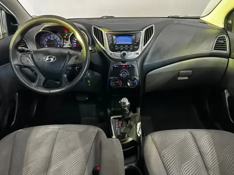 HYUNDAI HB 20 Sedan 1.6 16V 4P FLEX COMFORT AUTOM�TICO, Foto 4