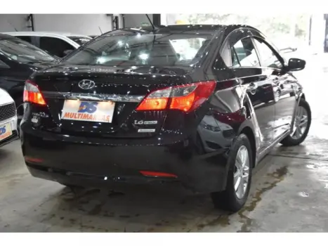 HYUNDAI HB 20 Sedan 1.6 16V 4P FLEX COMFORT PLUS AUTOM�TICO, Foto 3