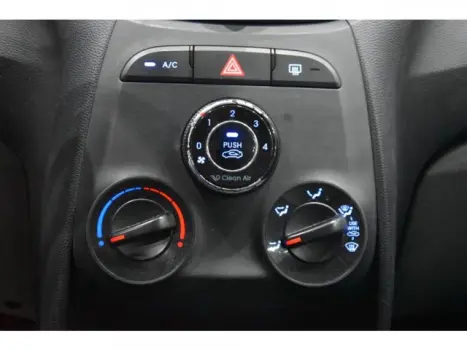 HYUNDAI HB 20 Sedan 1.6 16V 4P FLEX COMFORT PLUS AUTOM�TICO, Foto 16