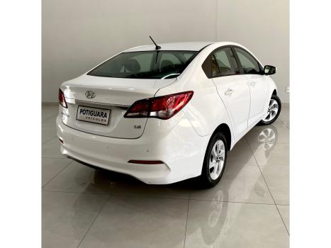 HYUNDAI HB 20 Sedan 1.6 16V 4P FLEX COMFORT PLUS, Foto 4