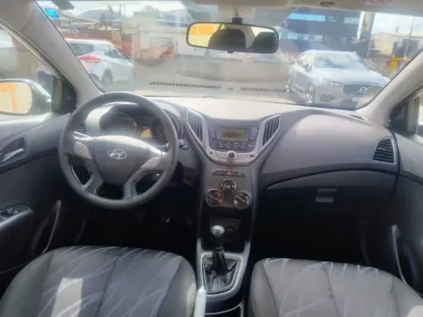 HYUNDAI HB 20 Sedan 1.0 12V 4P FLEX COMFORT PLUS, Foto 4