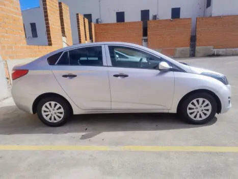 HYUNDAI HB 20 Sedan 1.0 12V 4P FLEX COMFORT PLUS, Foto 12
