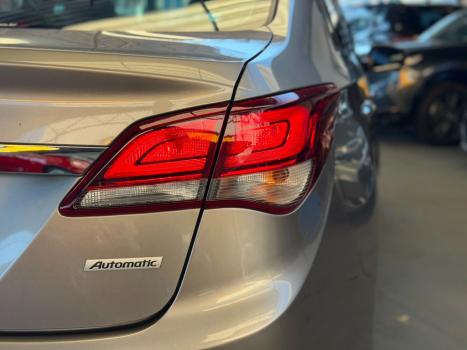 HYUNDAI HB 20 Sedan 1.6 16V 4P FLEX PREMIUM AUTOM�TICO, Foto 9