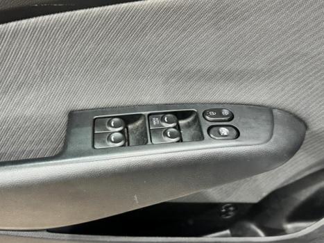 HYUNDAI HB 20 Sedan 1.6 16V 4P FLEX COMFORT PLUS AUTOM�TICO, Foto 4