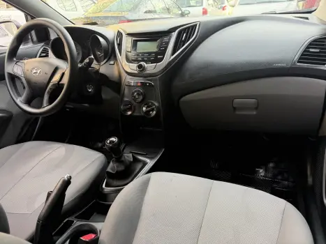 HYUNDAI HB 20 Sedan 1.0 12V 4P FLEX COMFORT PLUS, Foto 3