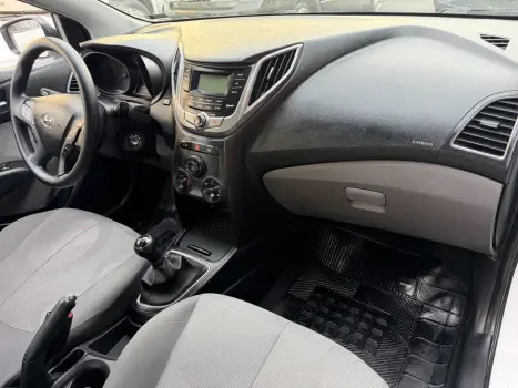 HYUNDAI HB 20 Sedan 1.0 12V 4P FLEX COMFORT PLUS, Foto 4