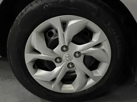HYUNDAI HB 20 Sedan 1.0 12V 4P FLEX COMFORT PLUS, Foto 2