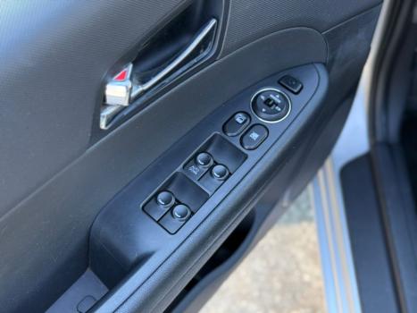 HYUNDAI I30 2.0 16V 4P AUTOMTICO, Foto 8