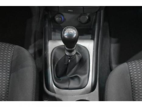 HYUNDAI I30 2.0 16V 4P AUTOMTICO, Foto 8