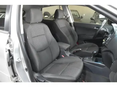 HYUNDAI I30 2.0 16V 4P GLS AUTOM�TICO, Foto 5