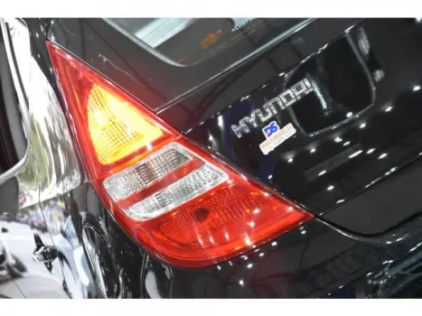 HYUNDAI I30 2.0 16V 4P GLS AUTOM�TICO, Foto 2