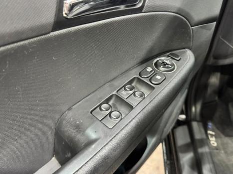 HYUNDAI I30 2.0 16V 4P GLS AUTOM�TICO, Foto 5