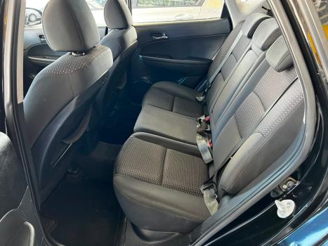 HYUNDAI I30 2.0 16V 4P, Foto 7
