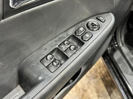 HYUNDAI I30 2.0 16V 4P AUTOM�TICO, Foto 8